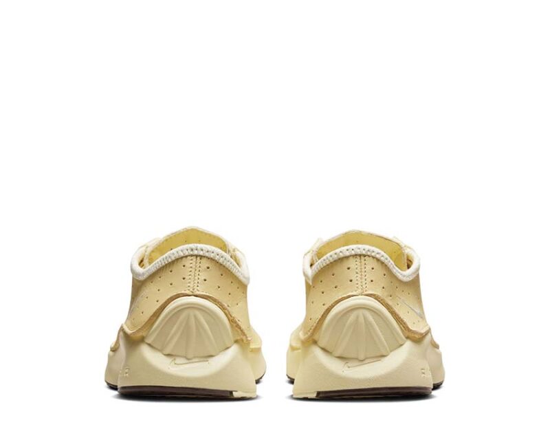 Nike Air Superfly W "Soft Yellow" – Image 4