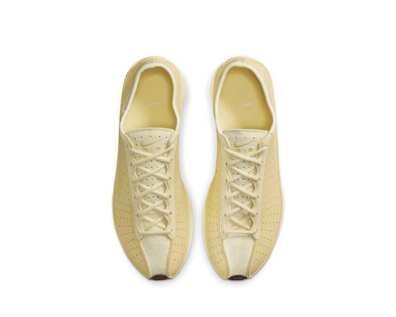 Nike Air Superfly W "Soft Yellow" – Image 5