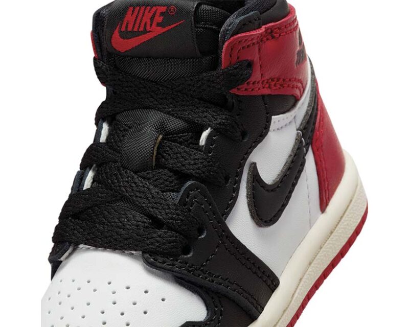Jordan 1 Retro High OG  "Black Toe" TD – Image 2