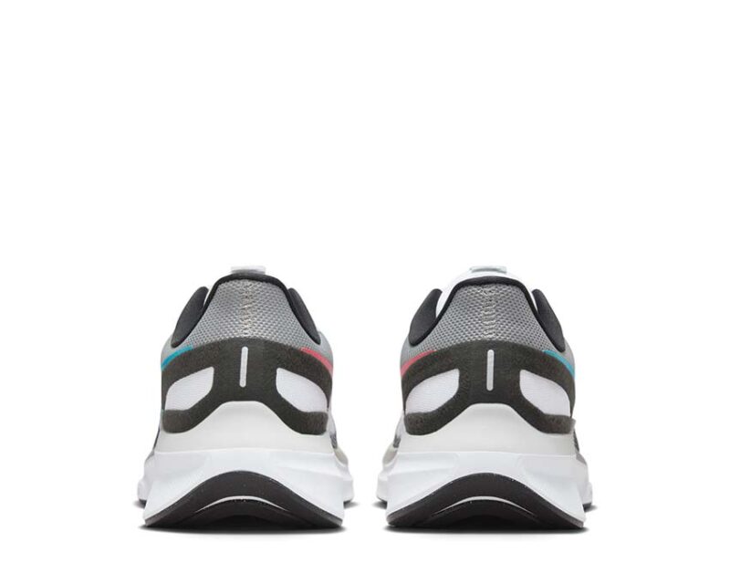 Nike Structure 25 – Image 3