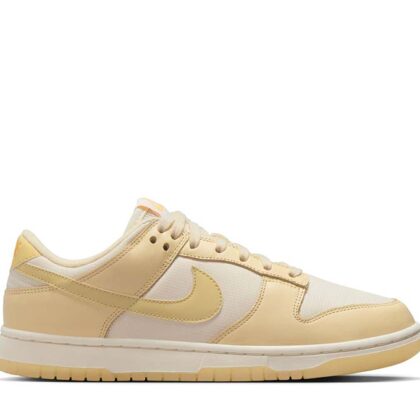 Nike Dunk Low W "Team Gold"