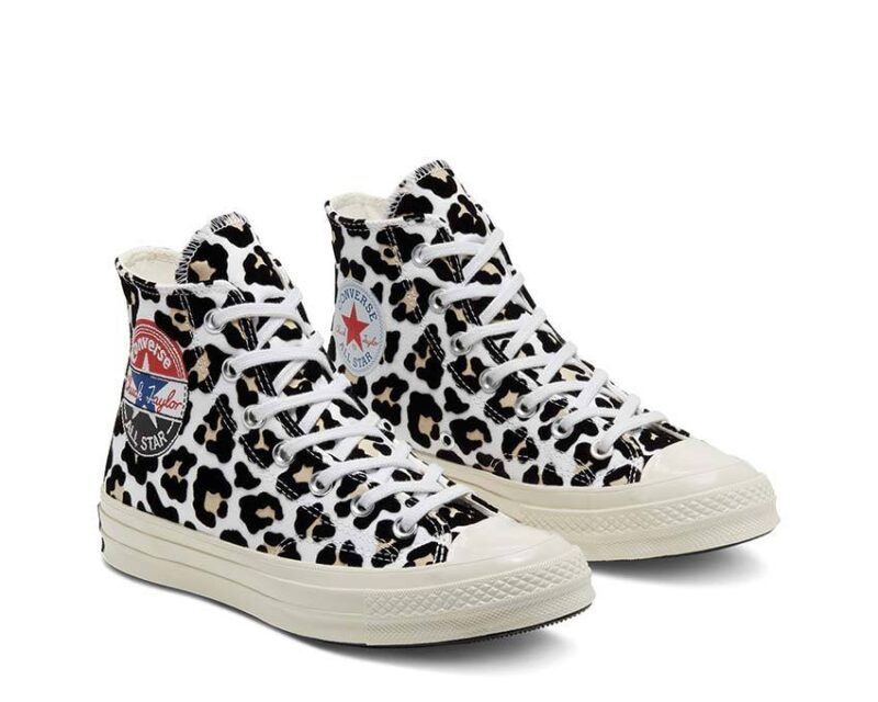 Converse Chuck 70 Logo Play Hi – Image 2