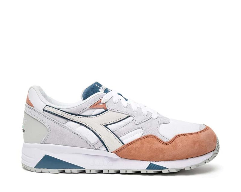 Diadora N9002 Overland