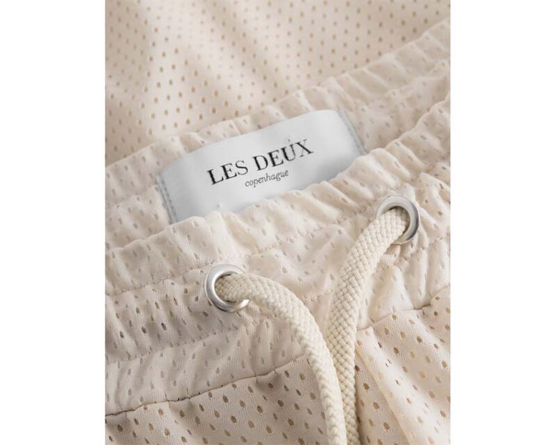 Les Deux Team Mesh Shorts – Image 2