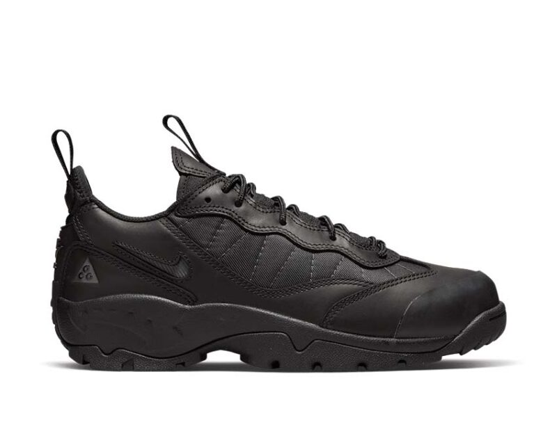 Nike ACG Air Mada