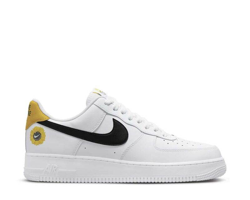 Nike Air Force 1 '07 LV8