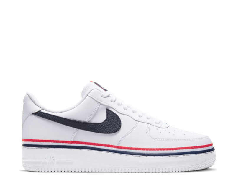Nike Air Force 1 '07 LV8