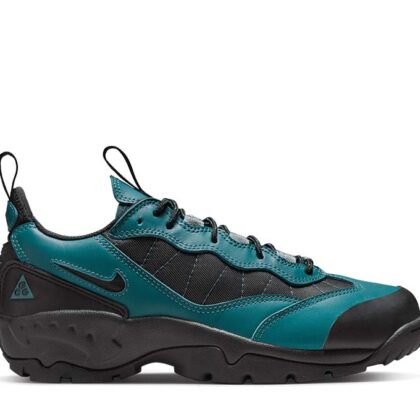 Nike ACG Air Mada