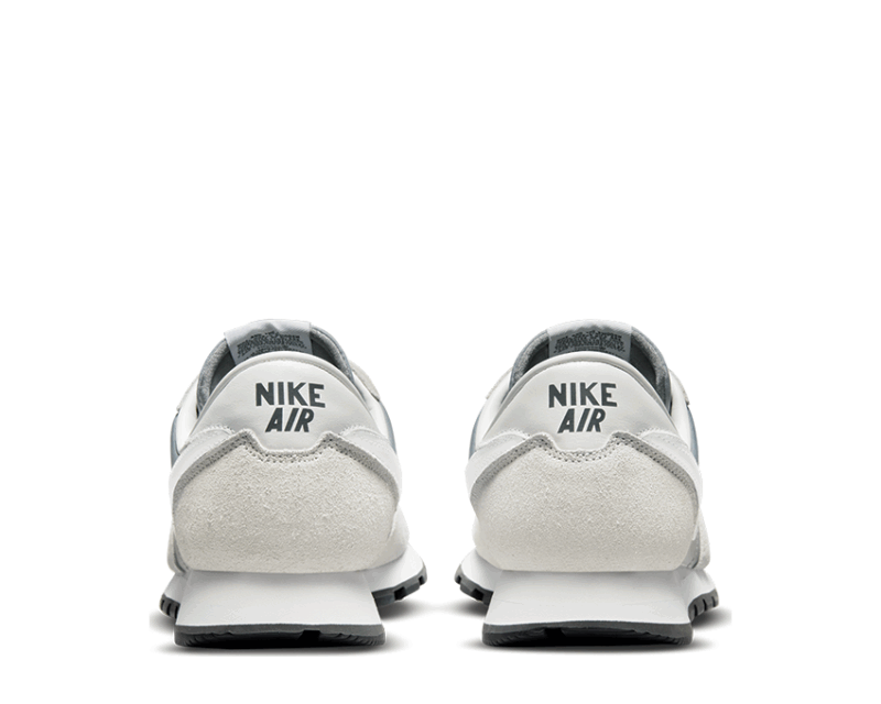 Nike Air Pegasus 83 Premium – Image 3