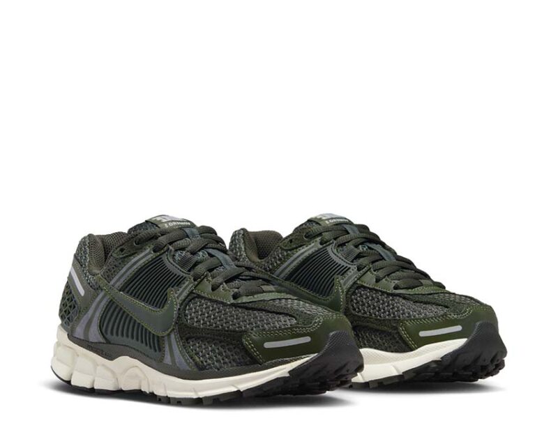 Nike Air Zoom Vomero 5 W – Image 2
