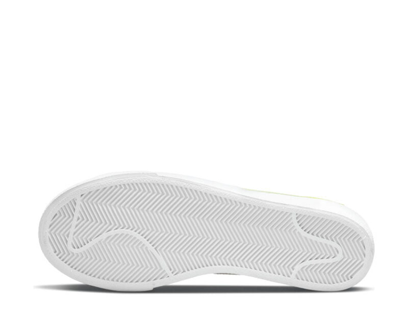 Nike Blazer Low Platform – Image 5