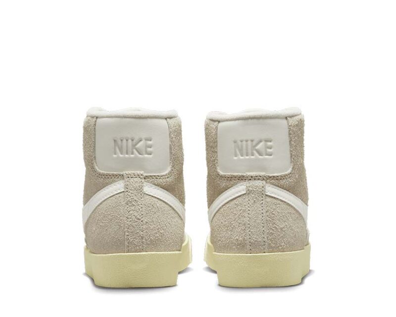 Nike Blazer Mid '77 Vintage – Image 3