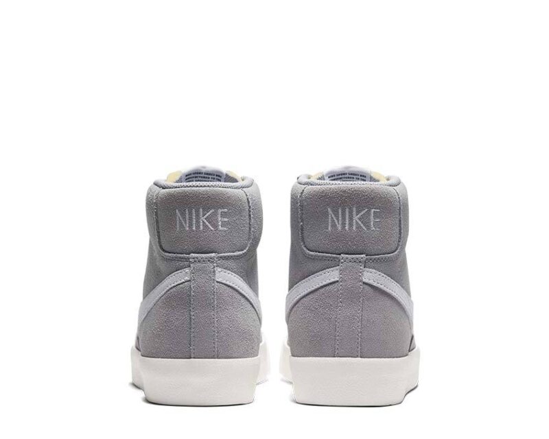 Nike Blazer Mid '77 Suede Wolf Grey – Image 3