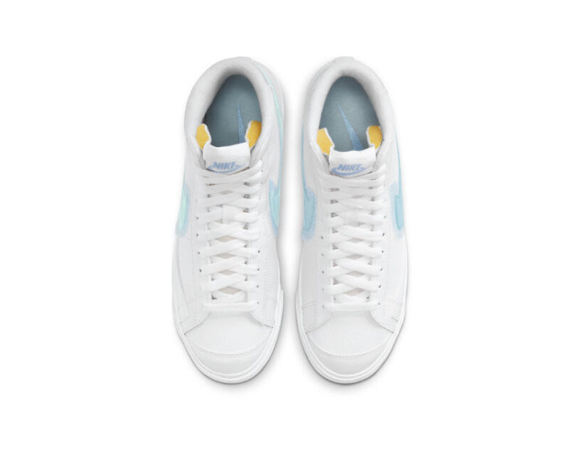Nike Blazer Mid W '77 – Image 4