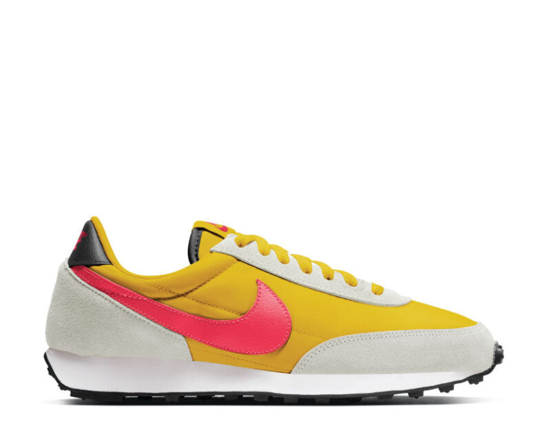 Nike Daybreak Flash Crimson