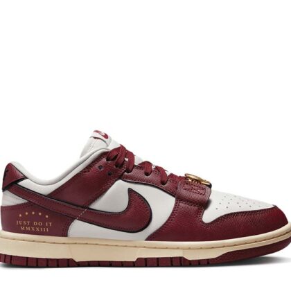 Nike Dunk Low SE