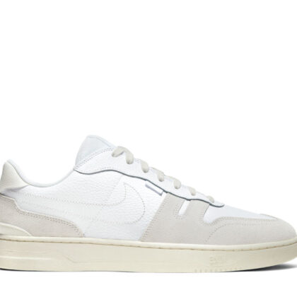 Nike Squash Type Platinum Tint