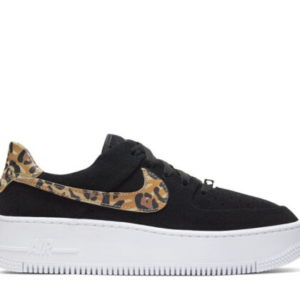 Nike W Air Force 1 Sage Low