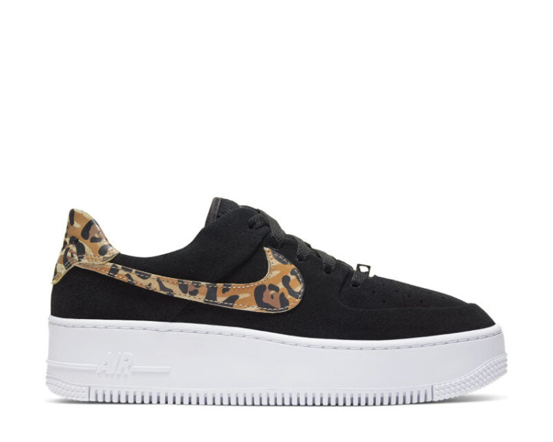 Nike W Air Force 1 Sage Low