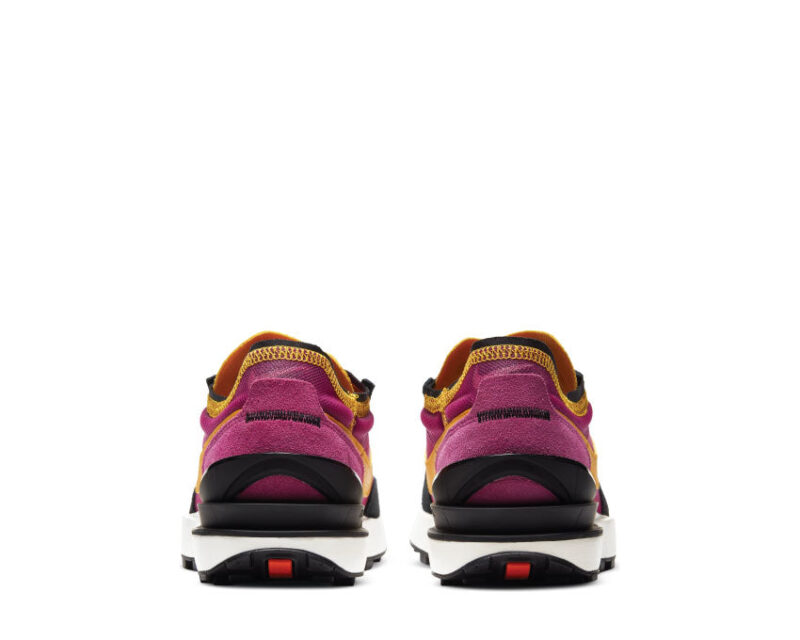 Nike Waffle One Active Fuchsia – Image 3