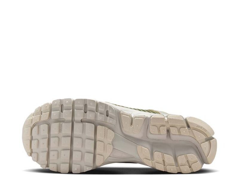 Nike Zoom Vomero 5 – Image 5