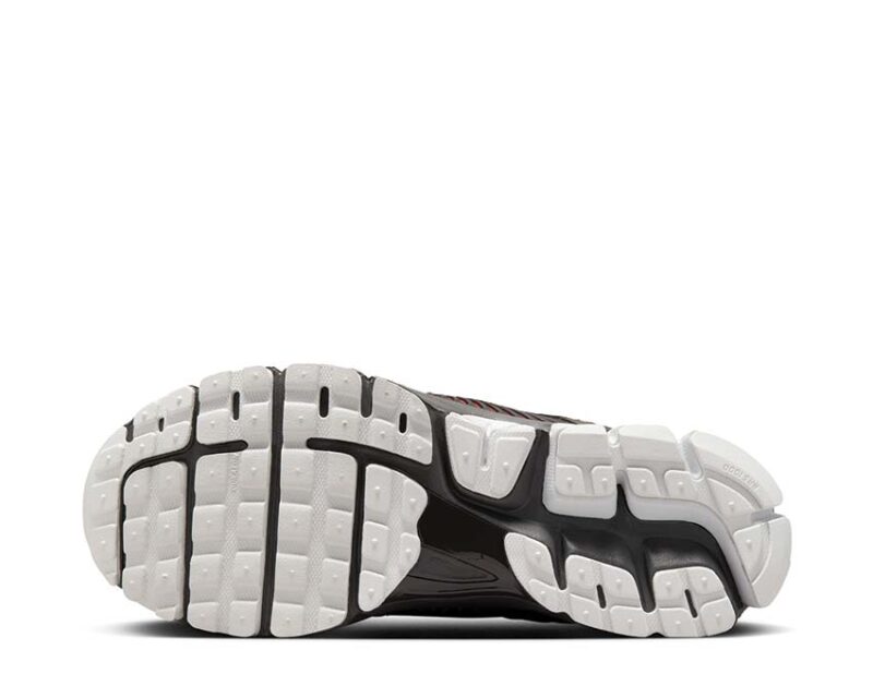 Nike Zoom Vomero 5 – Image 5