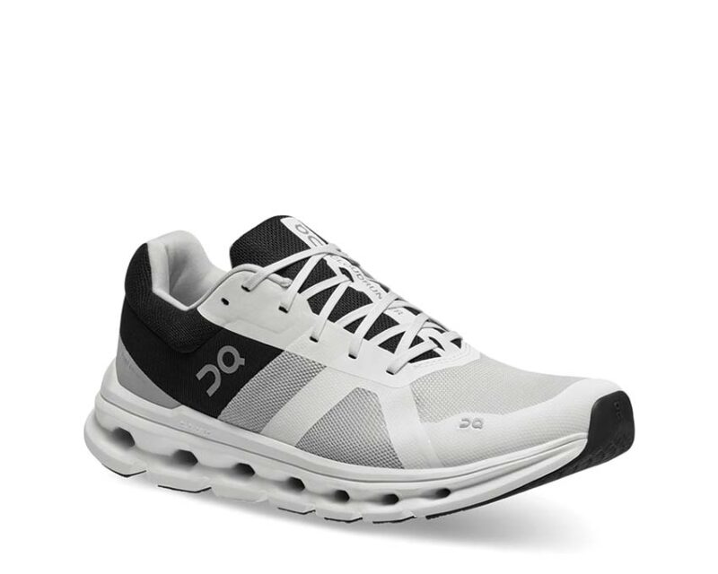 On Cloudrunner – Image 2