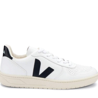 VEJA V-10 Leather