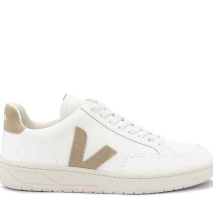 VEJA V-12 Leather
