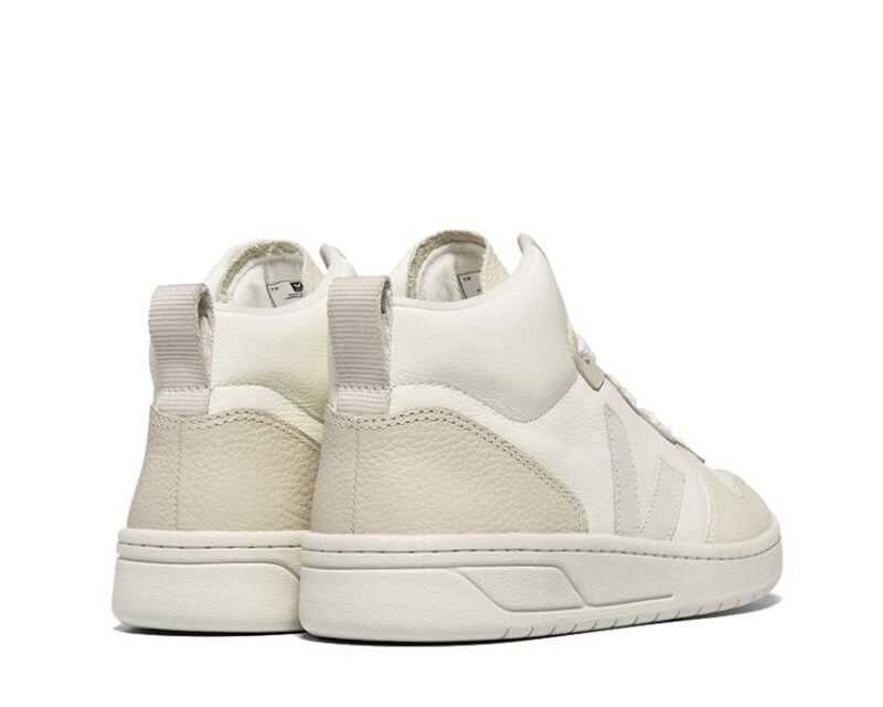 Veja V-15 Chromefree Leather – Image 3