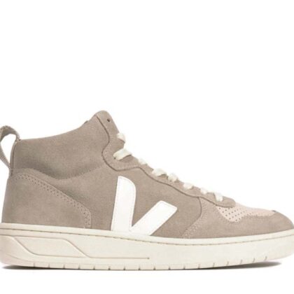 VEJA V-15 Suede