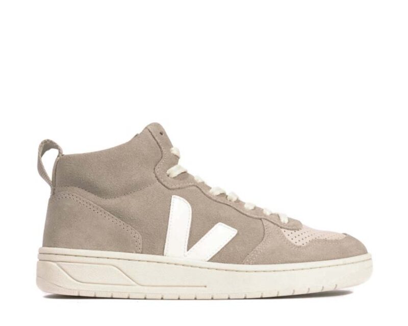 VEJA V-15 Suede