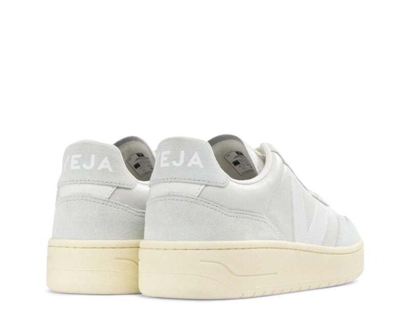 Veja V-90 O.T. Leather – Image 2