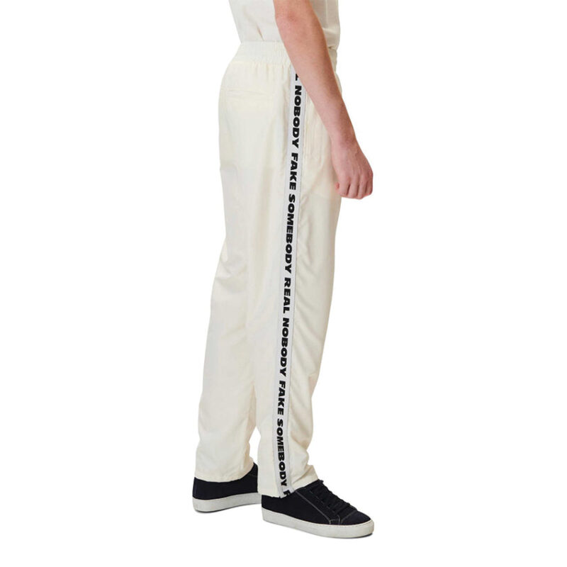 Wood Wood Robby Trousers Off White – Image 3