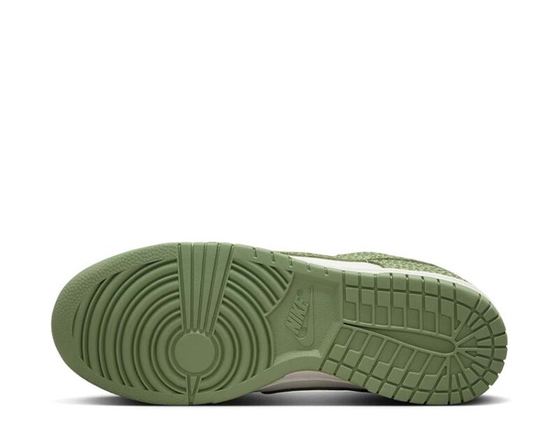 Nike Dunk Low Prm W "Safari Oil Green" – Image 5